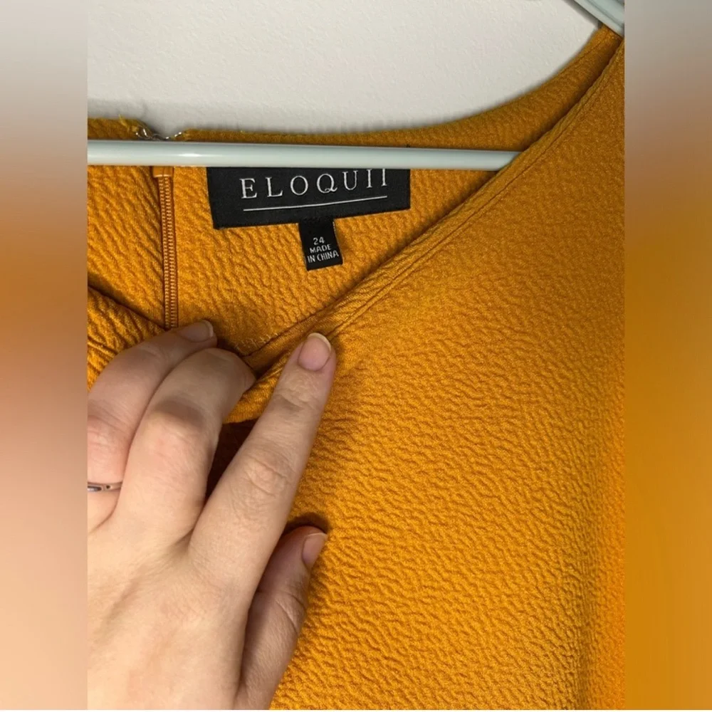 Eloquii - Mustard Long sleeve Dress - Size 24 - Picture 3 of 8